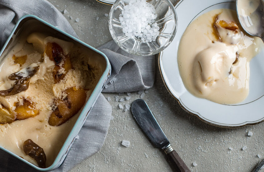 MANDEL-EIS MIT FUDGE - FINESSE - close to the stars! REZEPTE